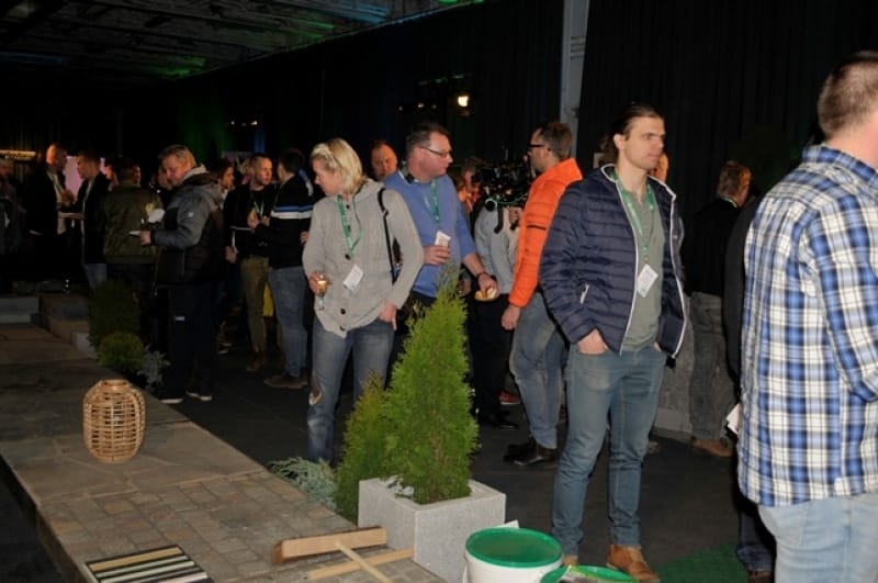 0d7764695c55c5d1c3edadce4a2a2cb9