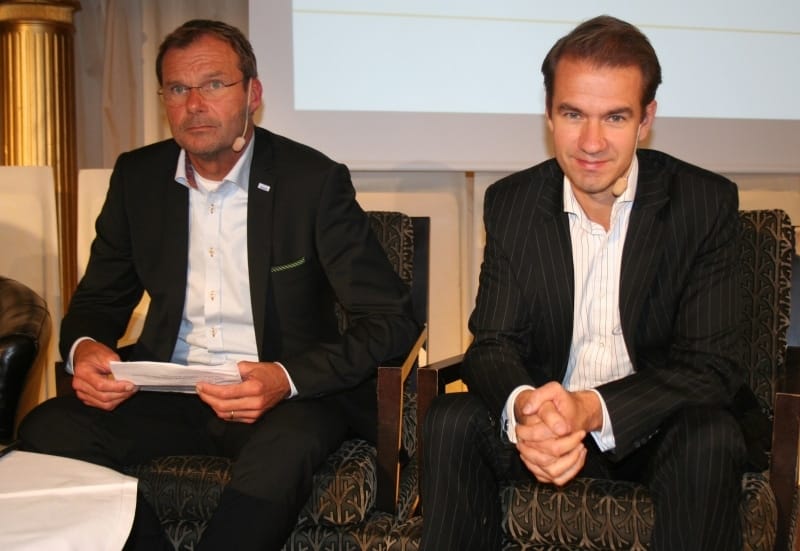 Mikael Axelsson och Magnus Agerwald i debatt